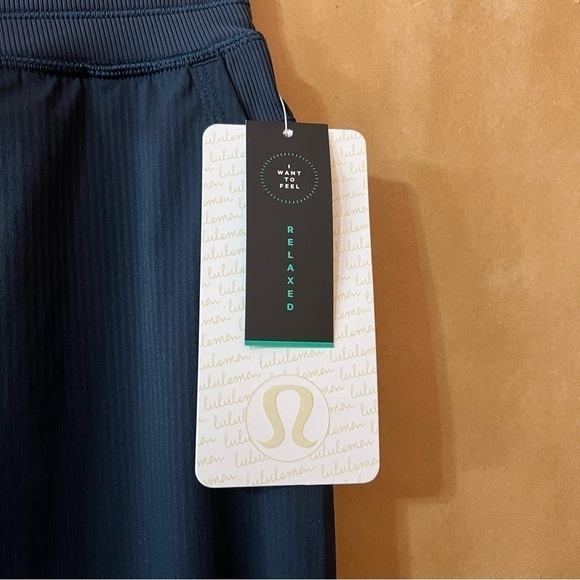 Lululemon | NWT Dance Studio Crop II (Unlined 20") Pants Nocturnal Teal Size 2 - Picture 5 of 15